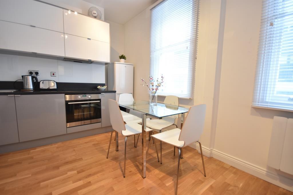 Apt 2, Soho Apartments 1St Floor By Indigo Flats Londres Exterior foto